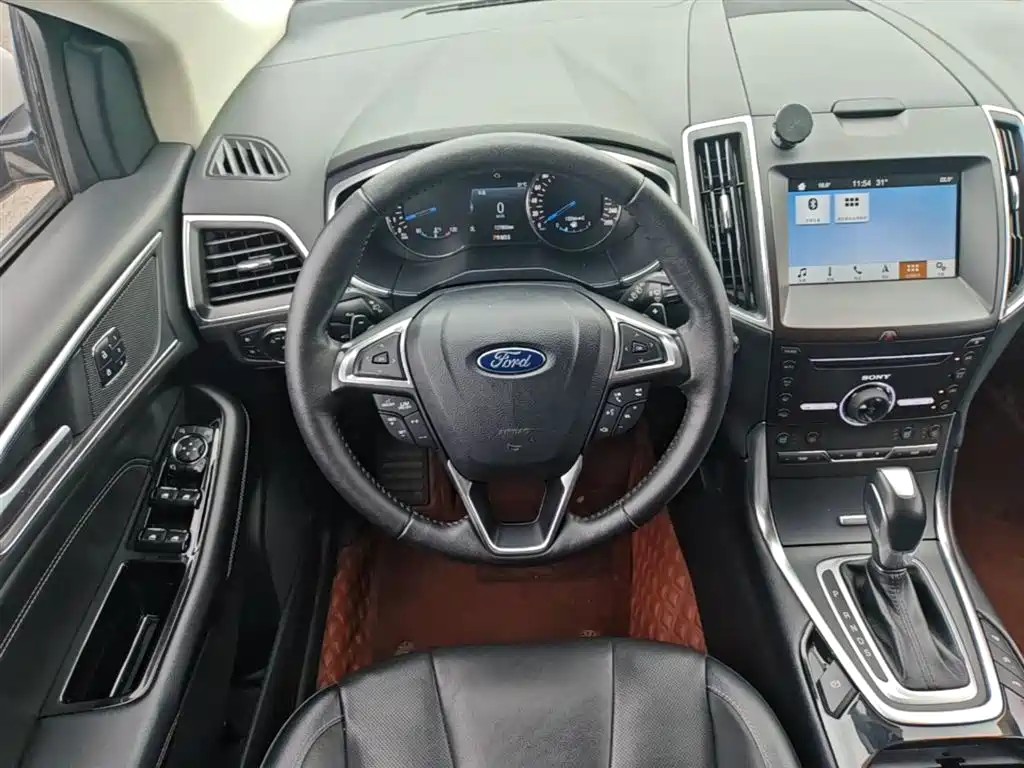 Ford Edge 2017 — фото 17