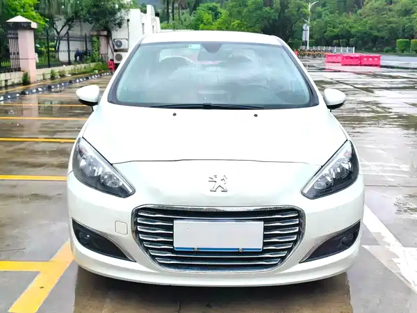 Peugeot 308 2014