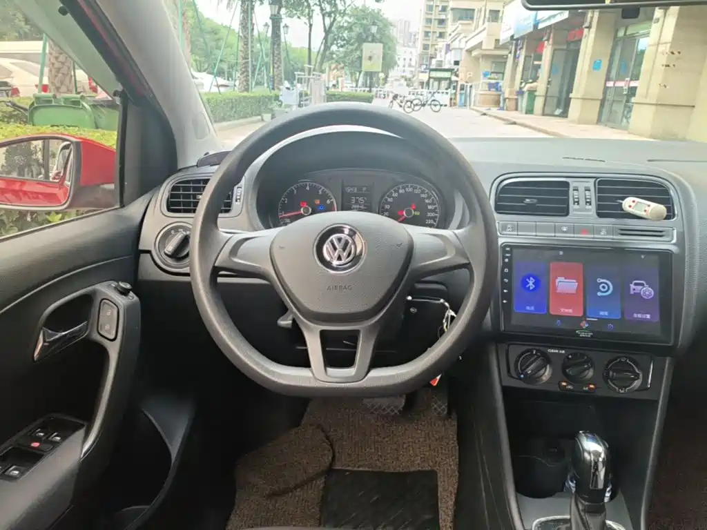 Volkswagen Polo 2019 — фото 11