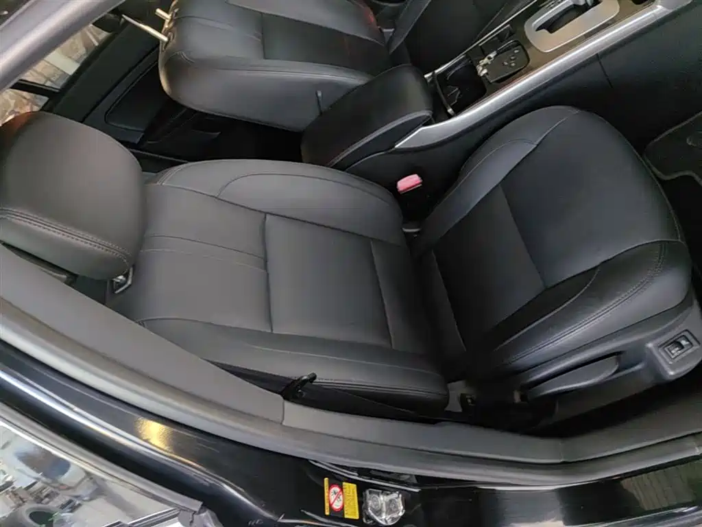 Renault Latitude 2016 — фото 25