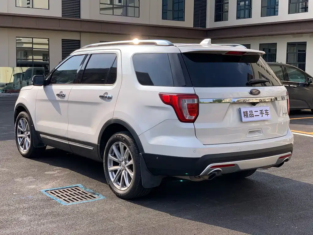 Ford Explorer 2016 — фото 6
