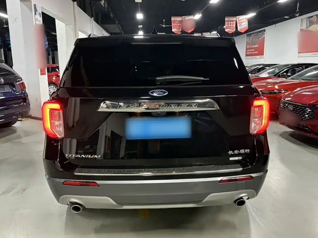 Ford Explorer 2022 — фото 12
