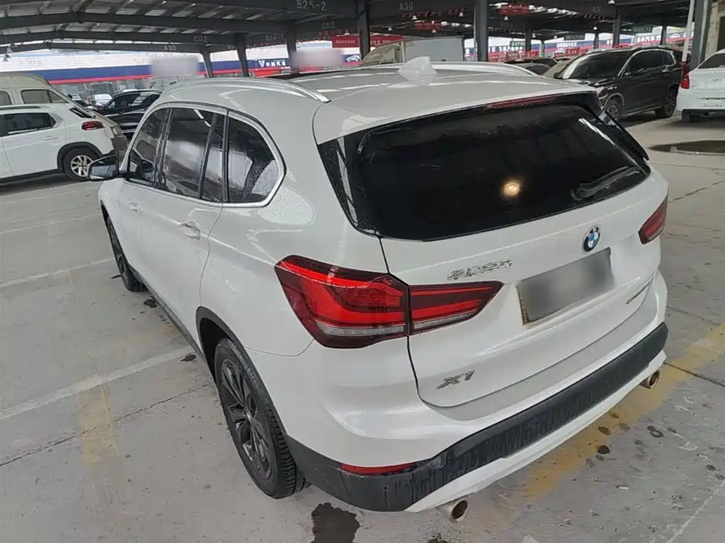 BMW X1 2020 — фото 5