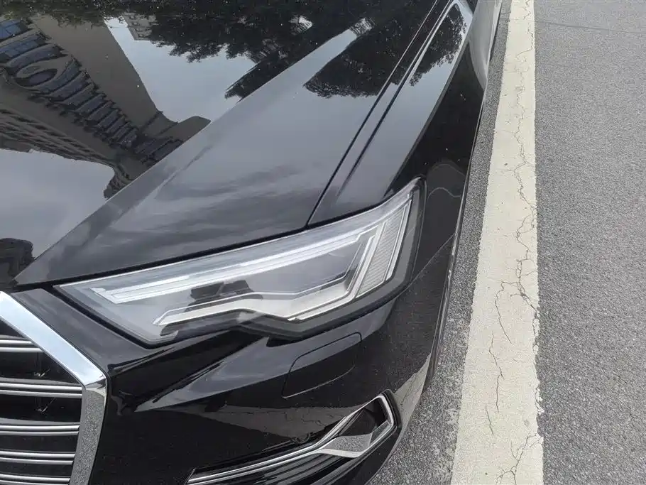 Audi A6L 2023 — фото 4