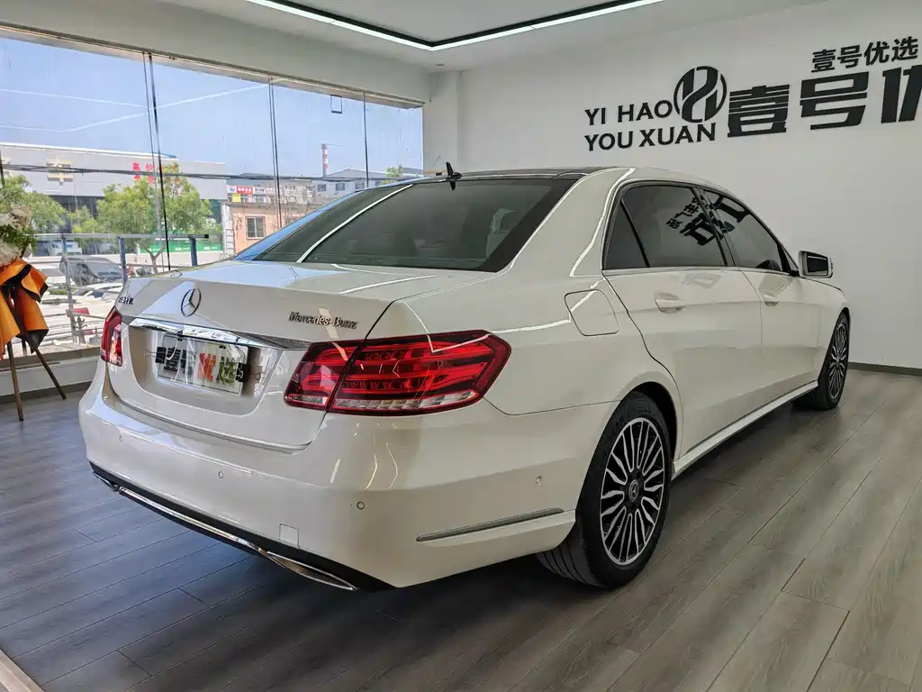 Mercedes-Benz E-Class 2015 — фото 5