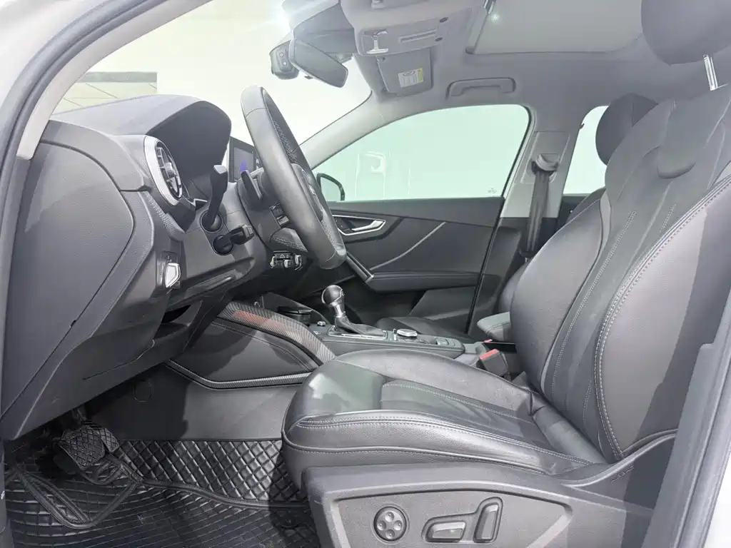 Audi Q2L 2022