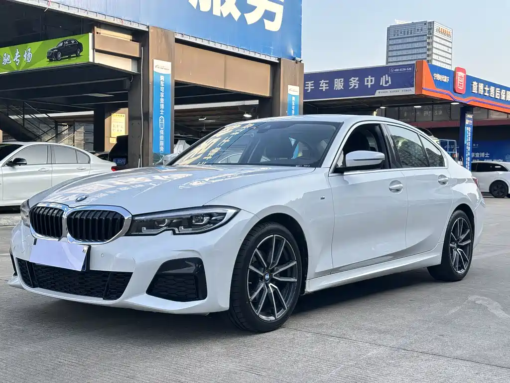 BMW 3 Series 2020 — фото 1