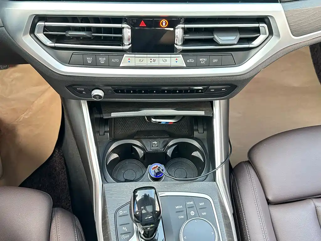 BMW 3 Series 2020 — фото 17