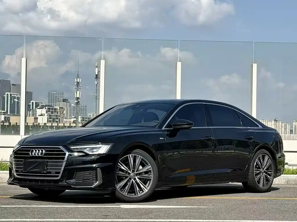 Audi A6L 2021 — фото 1