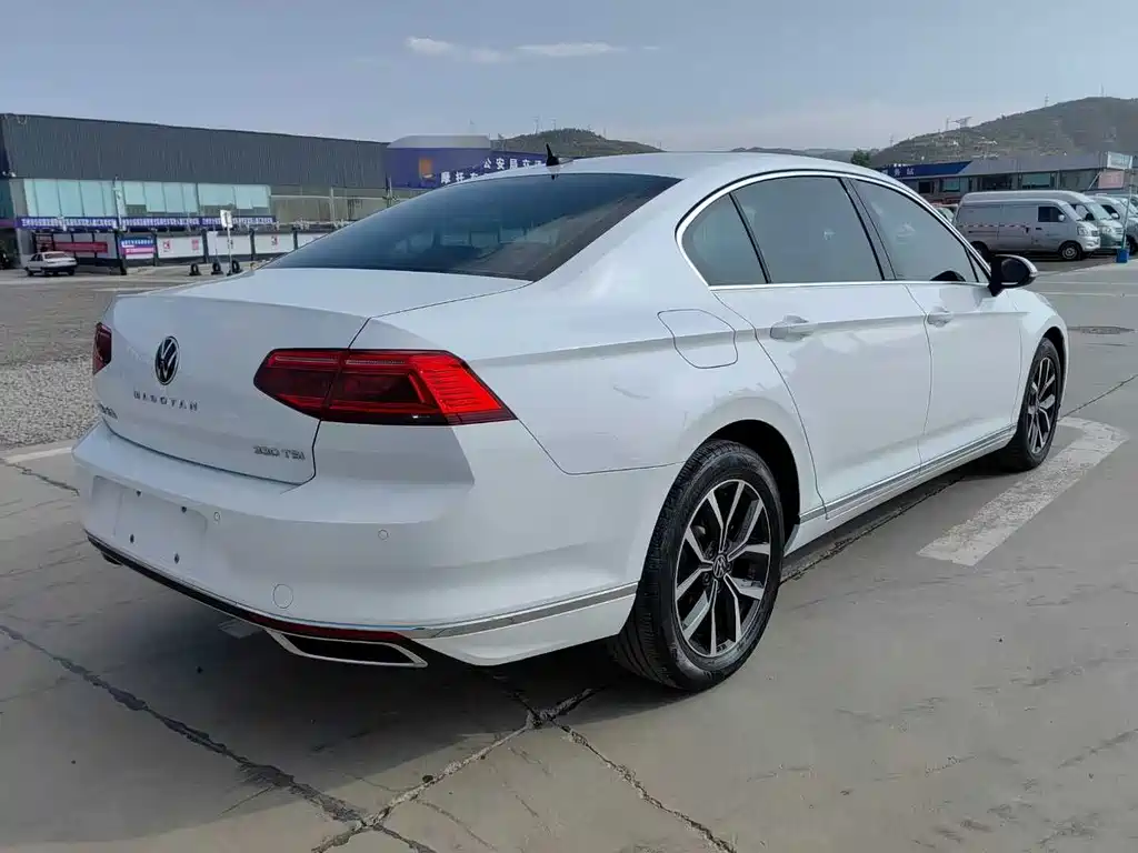 Volkswagen Magotan 2022