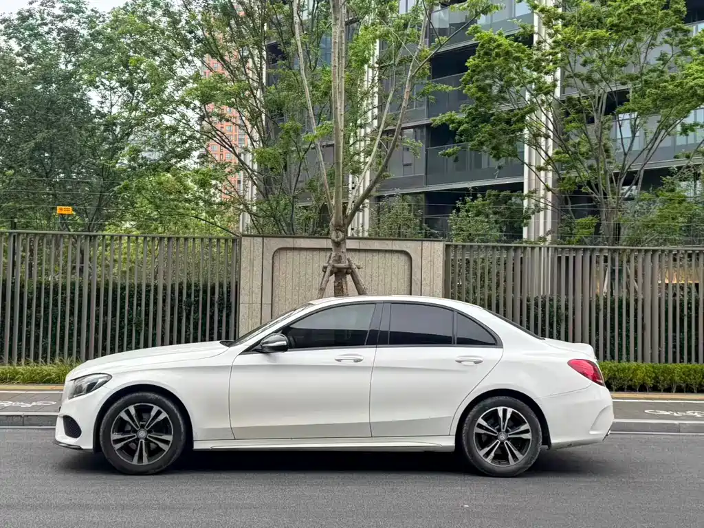 Mercedes-Benz C-Class 2015 — фото 7
