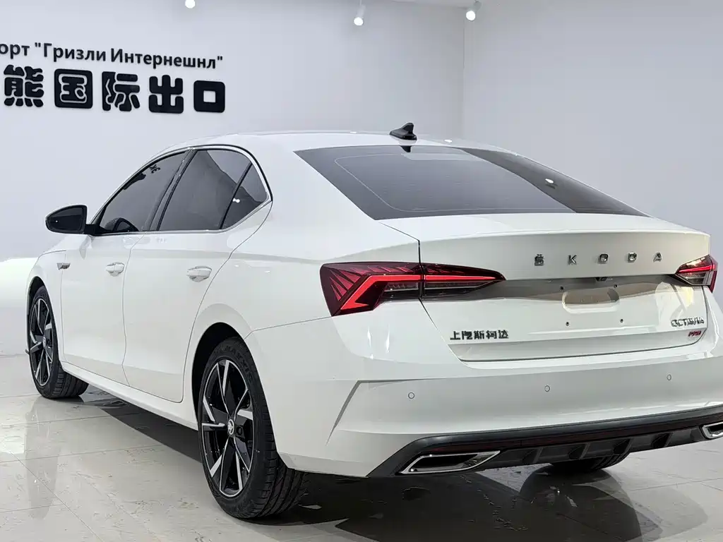 Skoda Octavia 2023