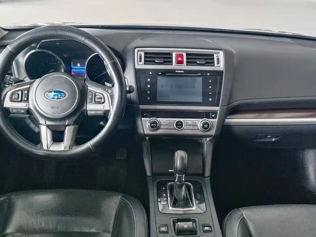 Subaru Outback 2015 — фото 4