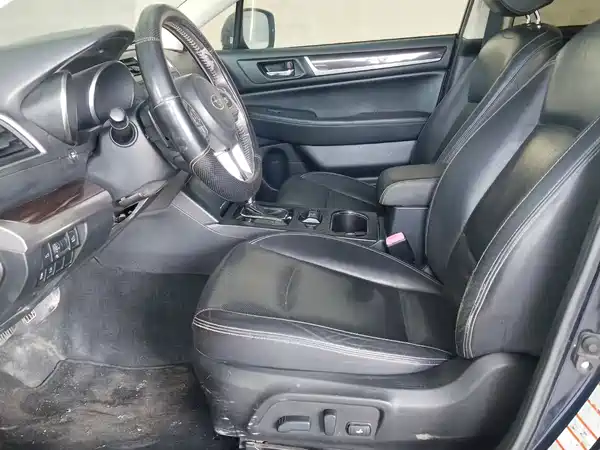 Subaru Outback 2015