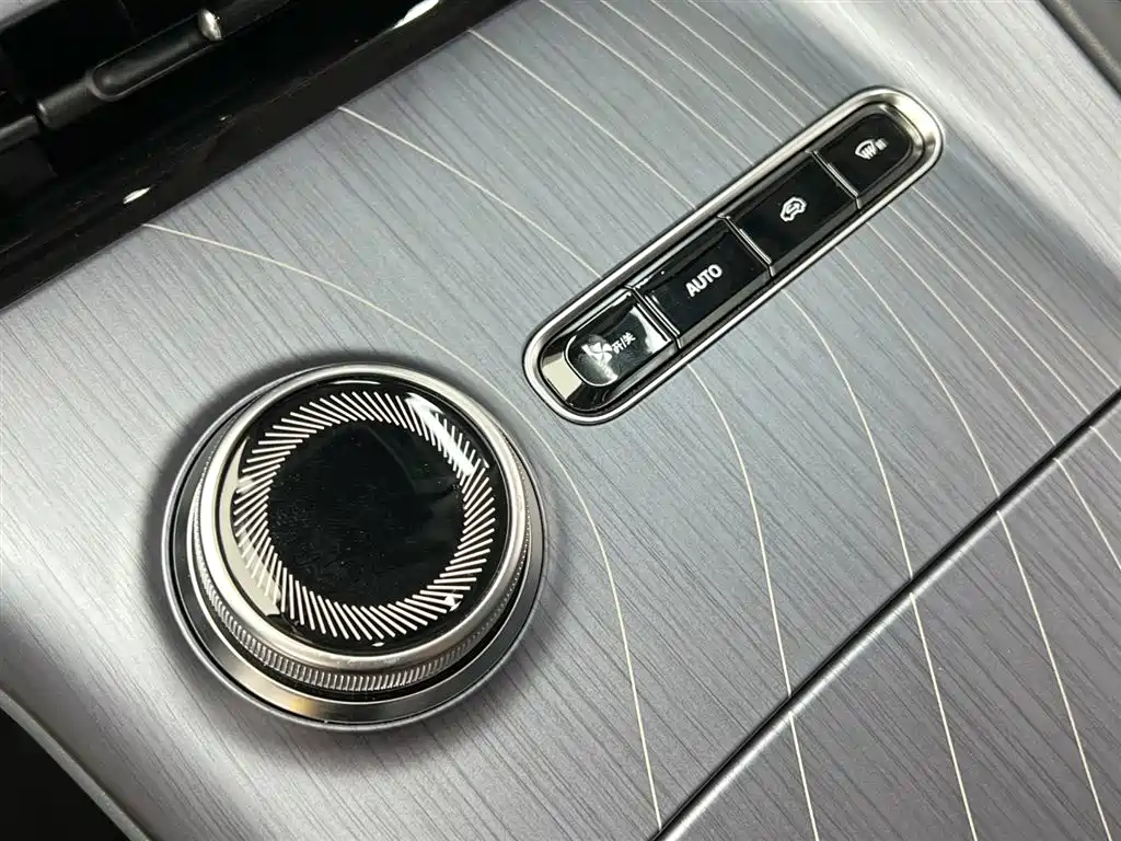 Geely Galaxy E5 2026 — фото 16