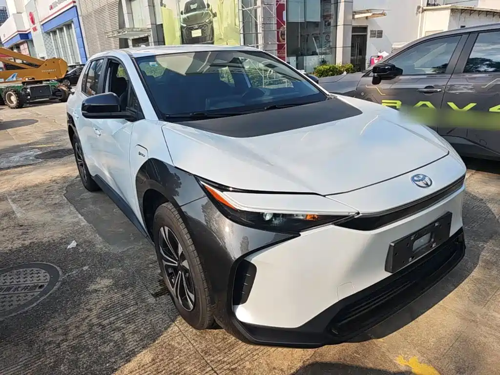 Toyota bZ4X 2025