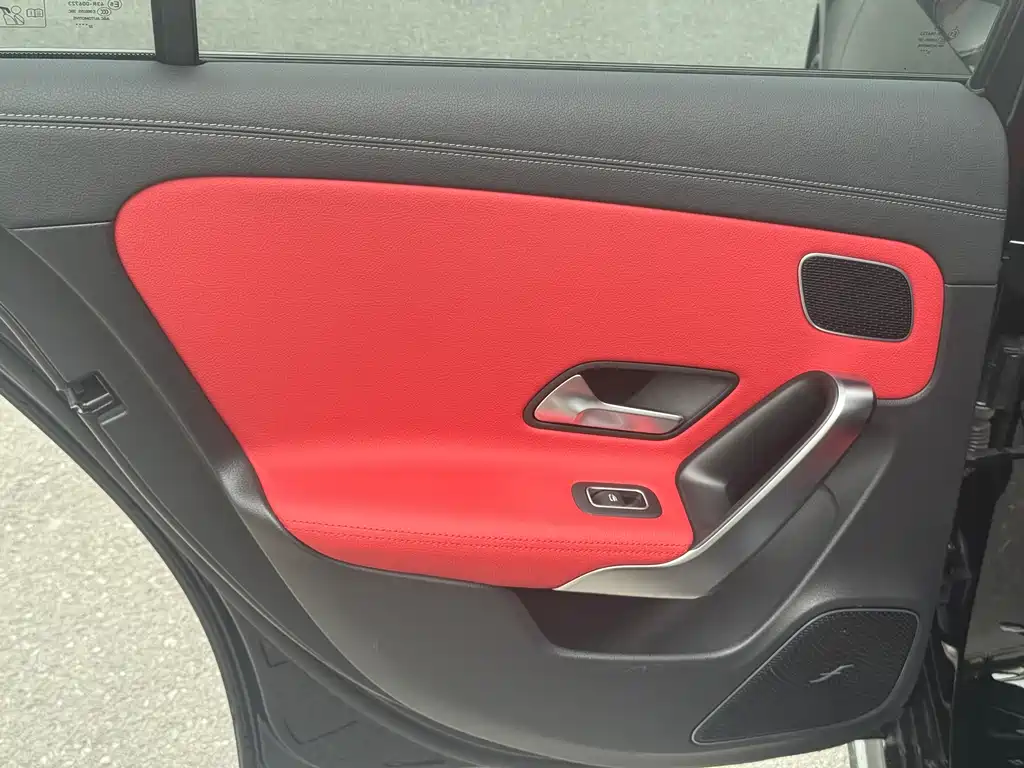 Mercedes-Benz A-Class AMG 2024 — фото 14
