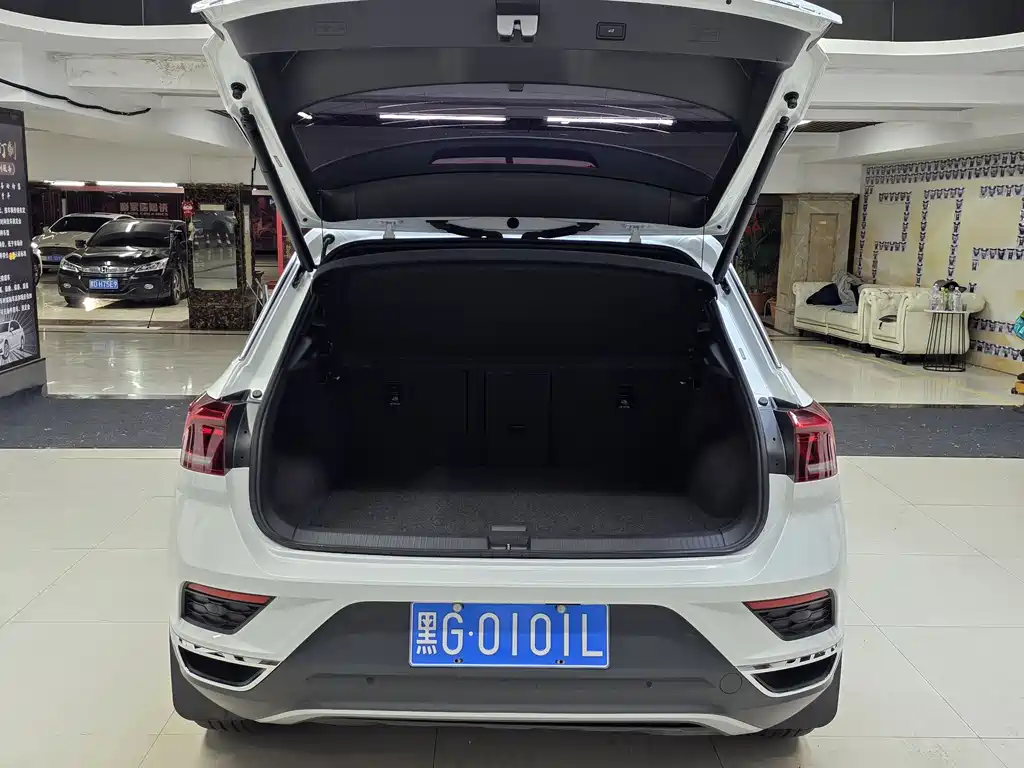 Volkswagen T-Roc 2021