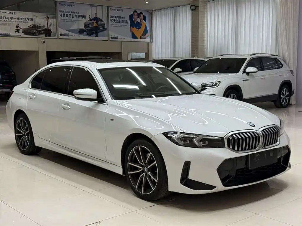 BMW 3 Series 2023