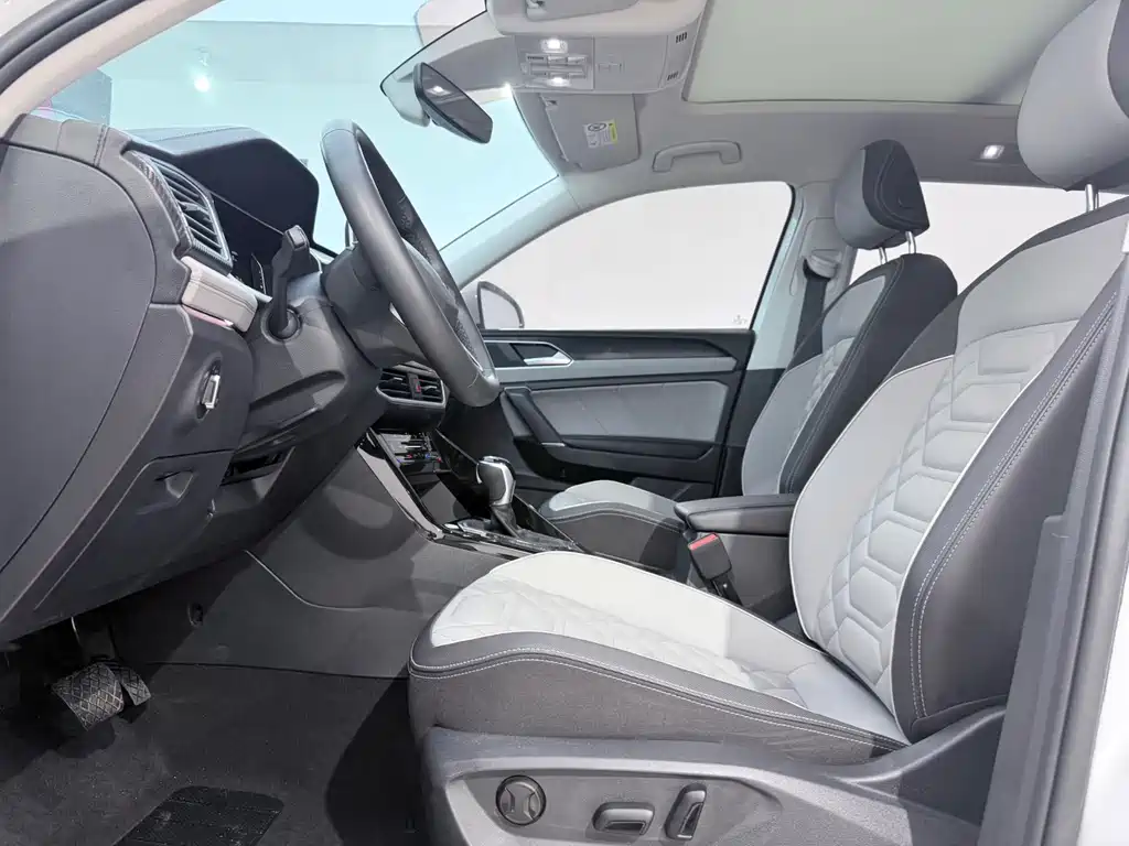Volkswagen Tayron 2023