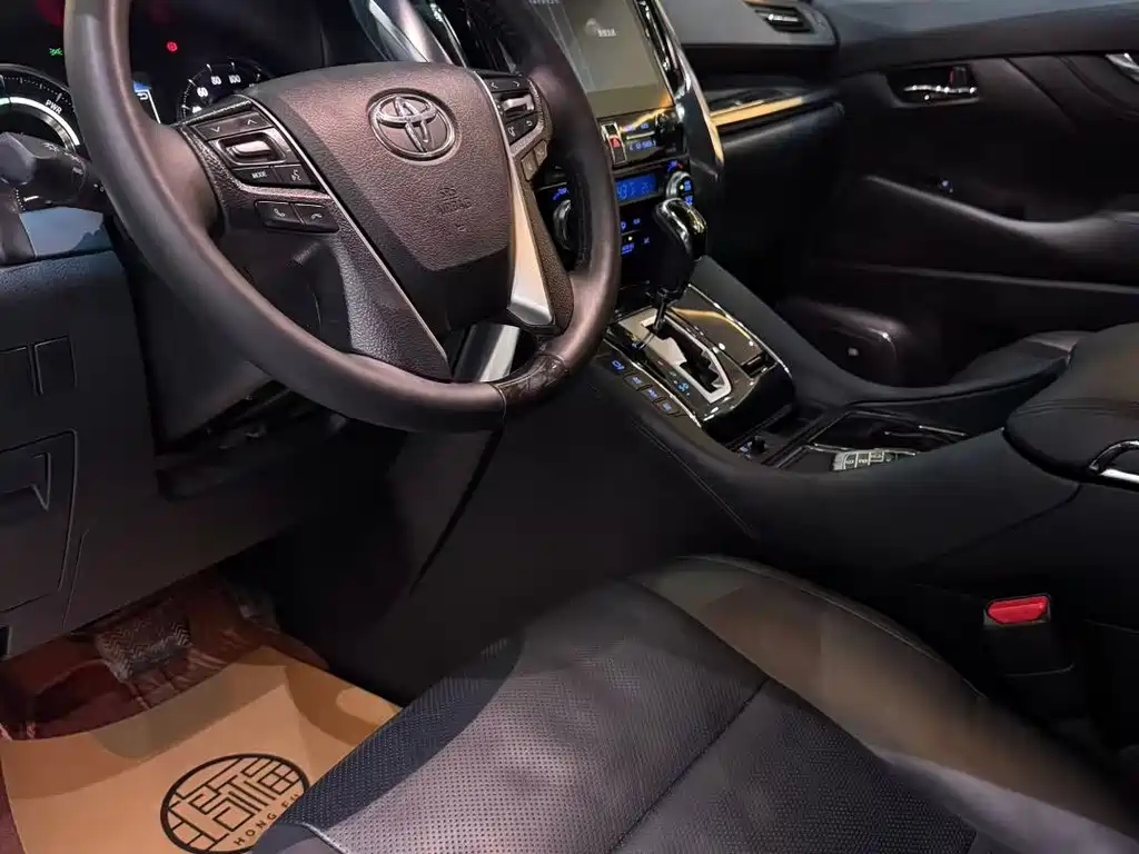 Toyota Vellfire 2021 — фото 2