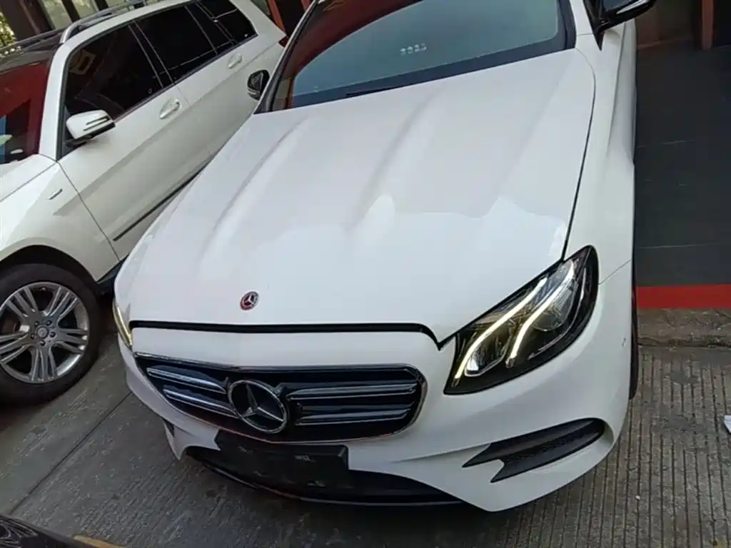 Mercedes-Benz E-Class 2017 — фото 3