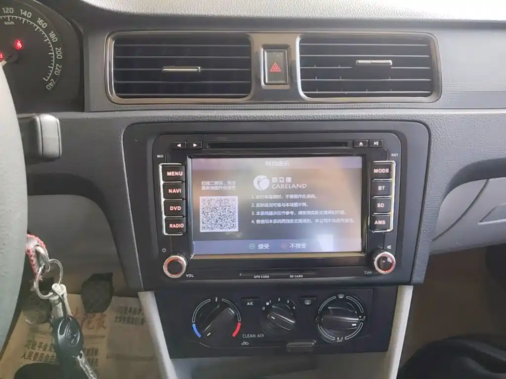 Skoda Rapid 2016 — фото 13