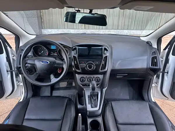 Ford Focus 2015