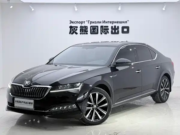 Skoda Superb 2023