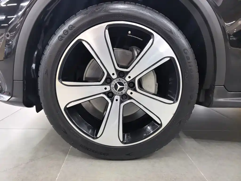 Mercedes-Benz GLC 2019 — фото 13