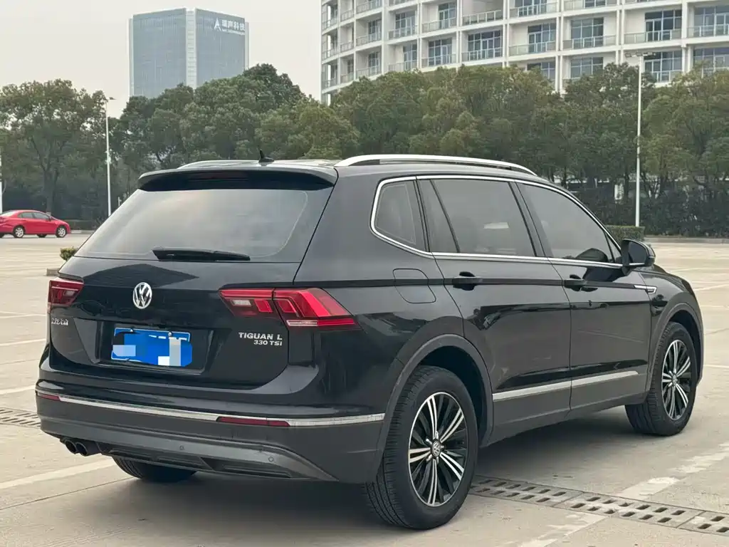 Volkswagen Tiguan L 2020 — фото 9