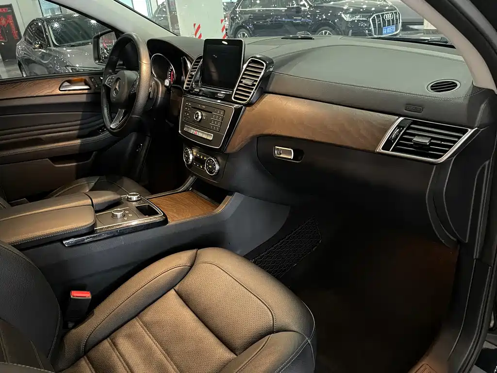 Mercedes-Benz GLE Coupe 2016 — фото 13