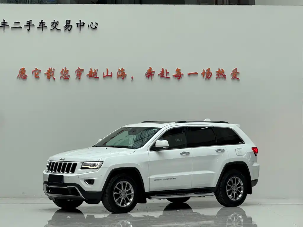 Jeep Grand Cherokee 2016 — фото 1