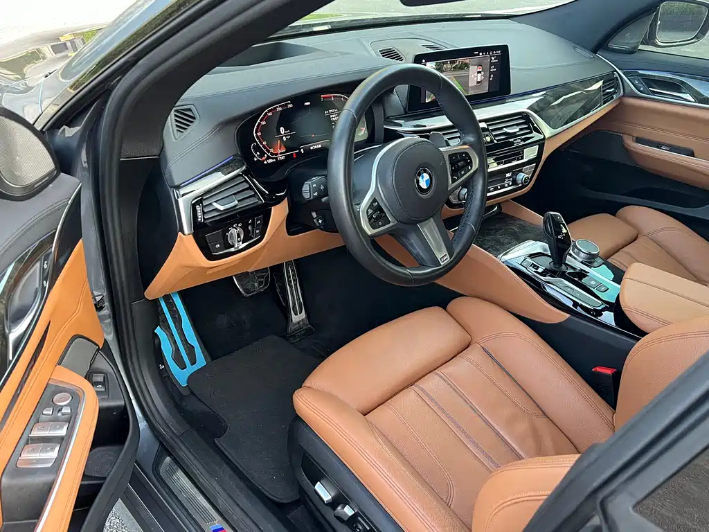 BMW 6 Series GT 2019 — фото 8