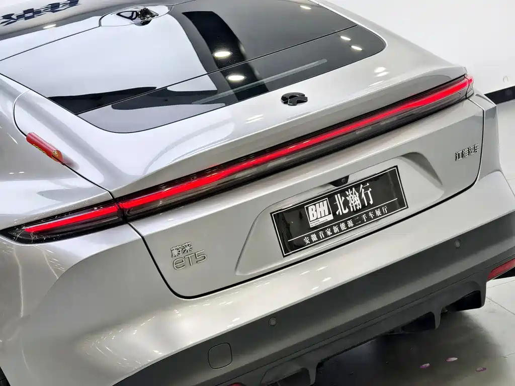 NIO ET5 2024