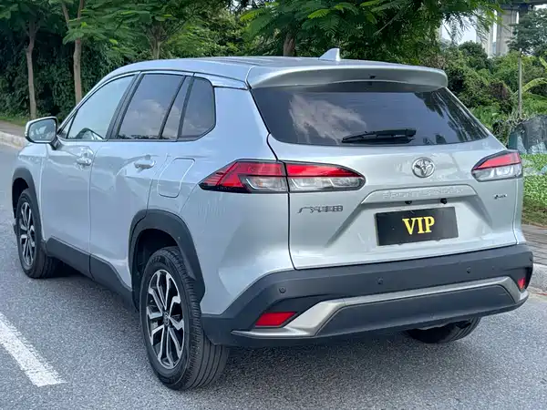 Toyota Frontlander 2024