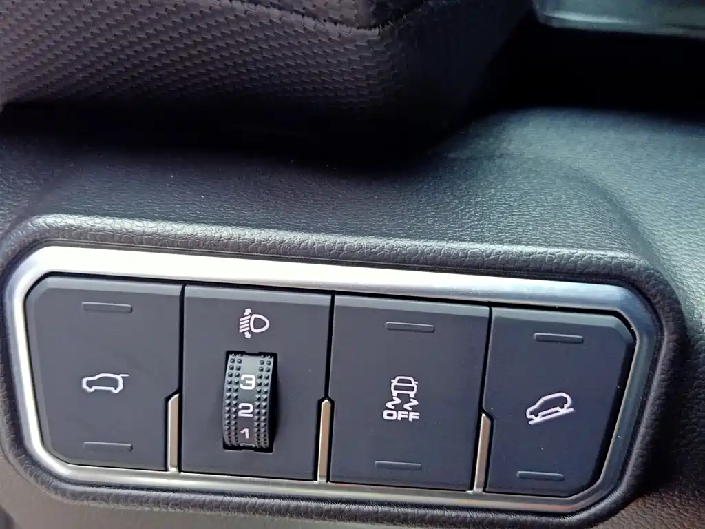 Haval Big Dog 2022 — фото 15