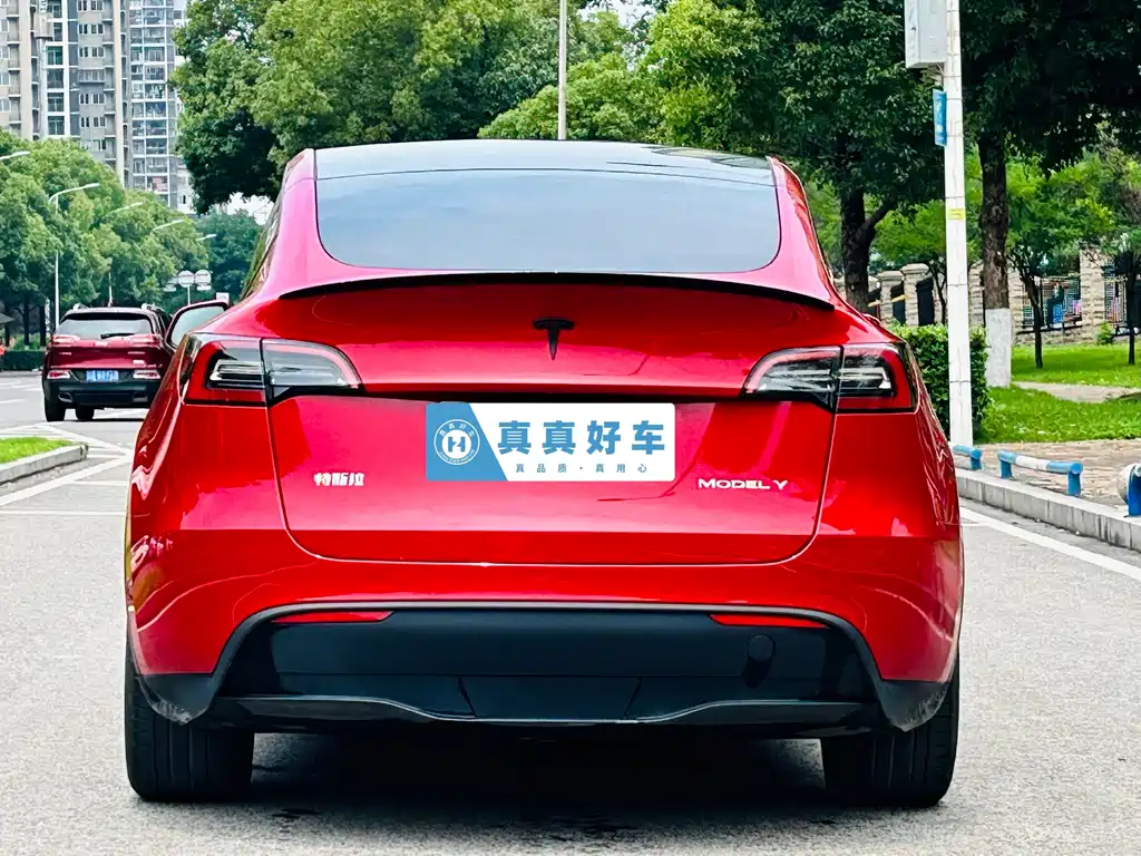 Tesla Model Y 2022 — фото 10
