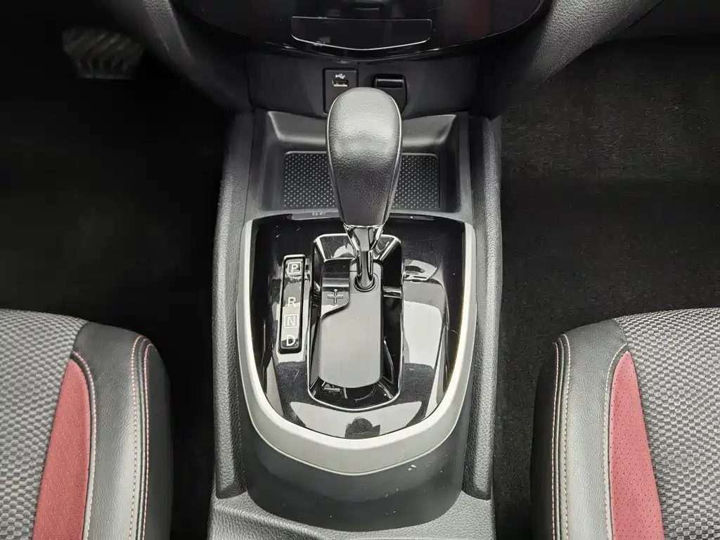 Nissan Qashqai 2016 — фото 13