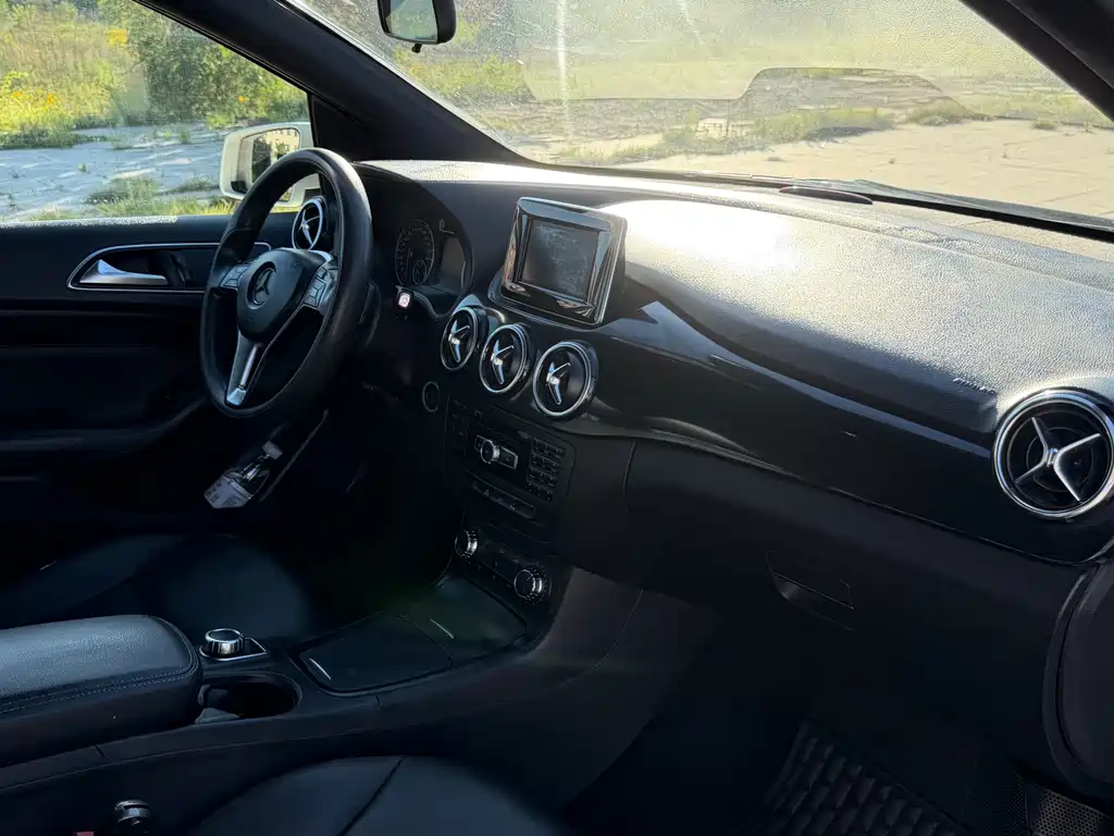 Mercedes-Benz B-Class 2014 — фото 10