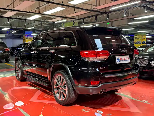 Jeep Grand Cherokee 2019