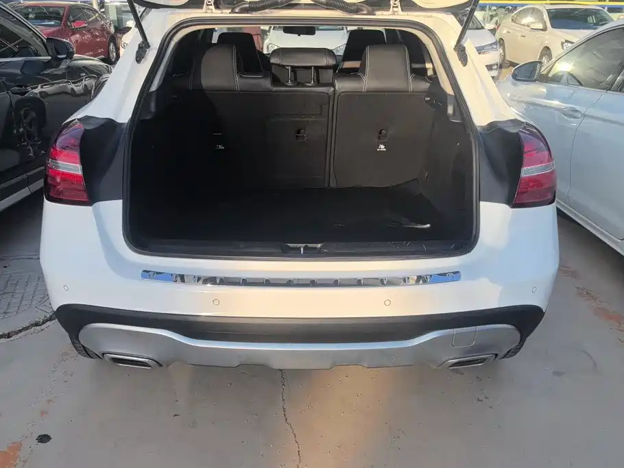 Mercedes-Benz GLA 2017