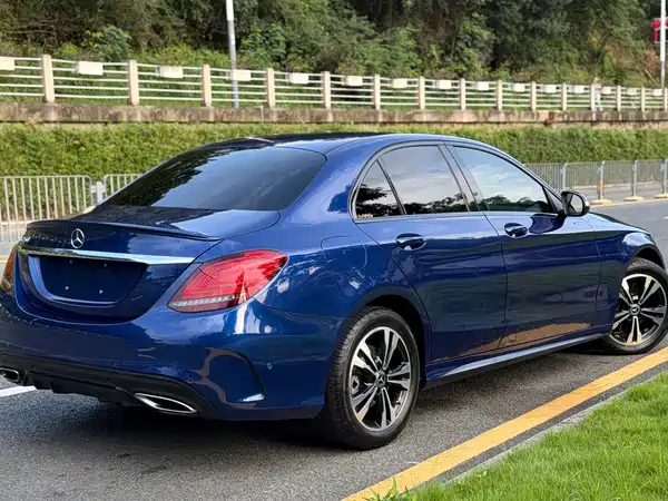 Mercedes-Benz C-Class 2019