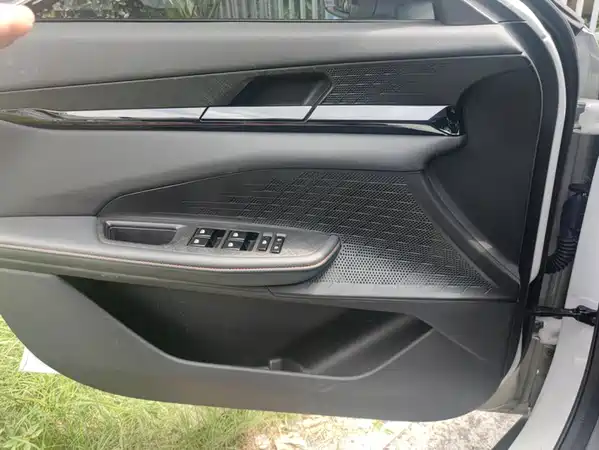 Changan UNI-V 2024