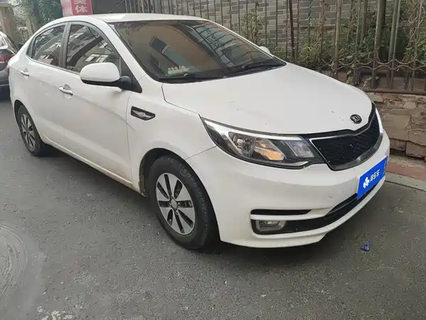 Kia K2 2015
