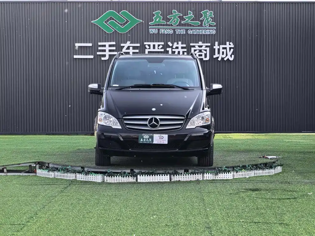 Mercedes-Benz Viano 2015 — фото 2