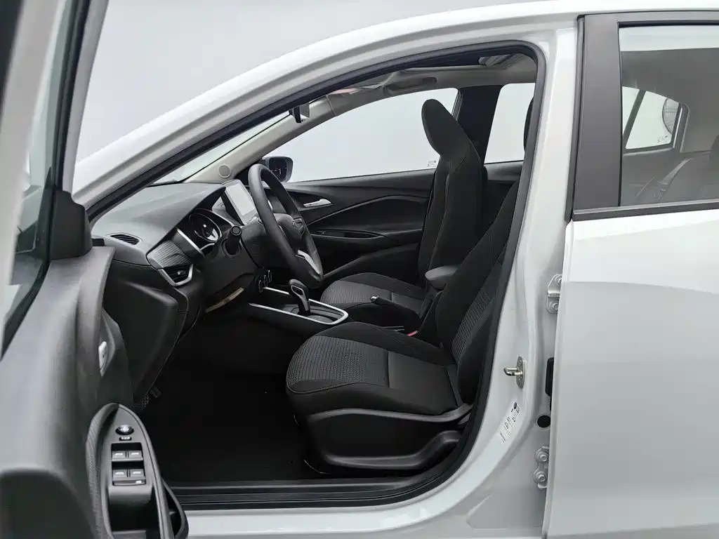 Chevrolet Cavalier 2020 — фото 10