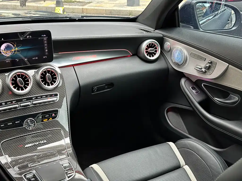 Mercedes-Benz C-Class AMG 2021 — фото 13