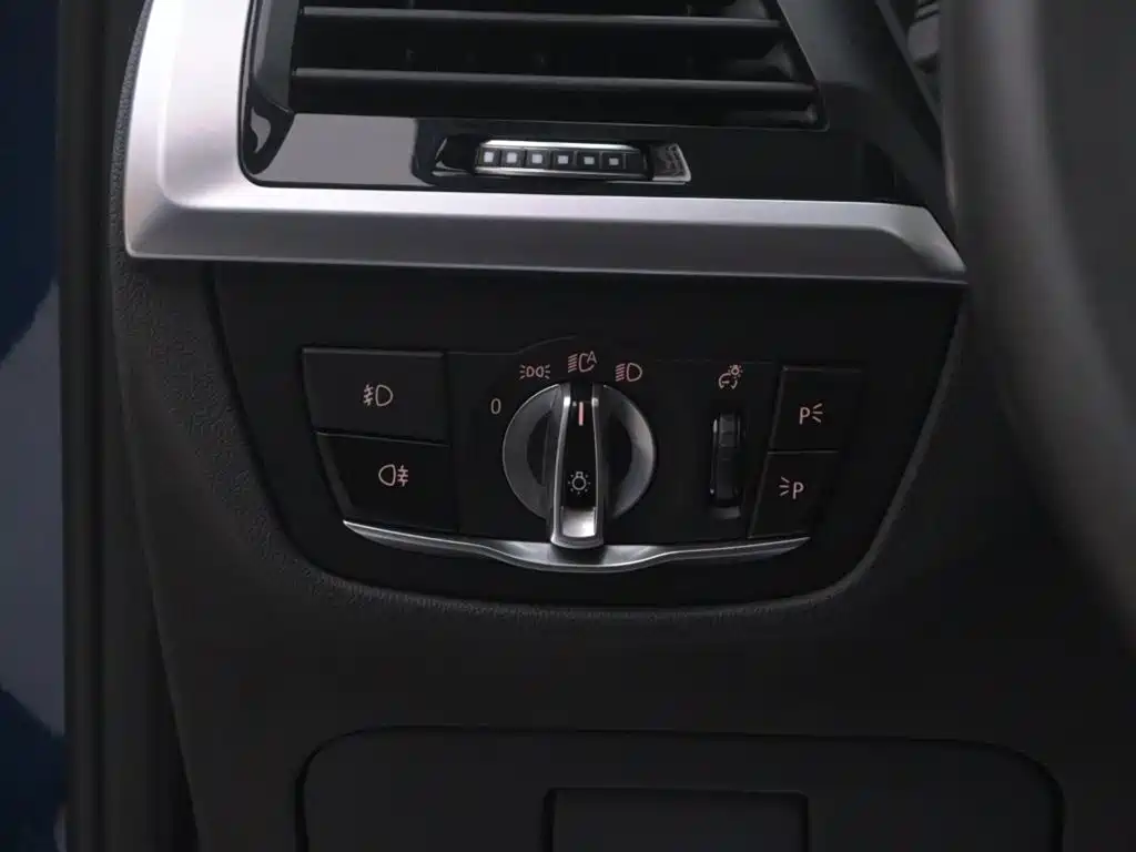 BMW X3 2019 — фото 18