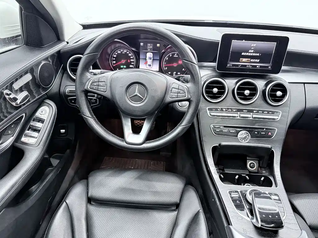 Mercedes-Benz C-Class 2018 — фото 6